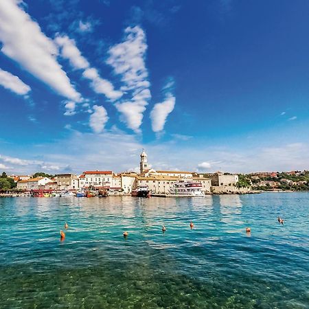 Cozy Apartment In Krk With Kitchen クルク エクステリア 写真